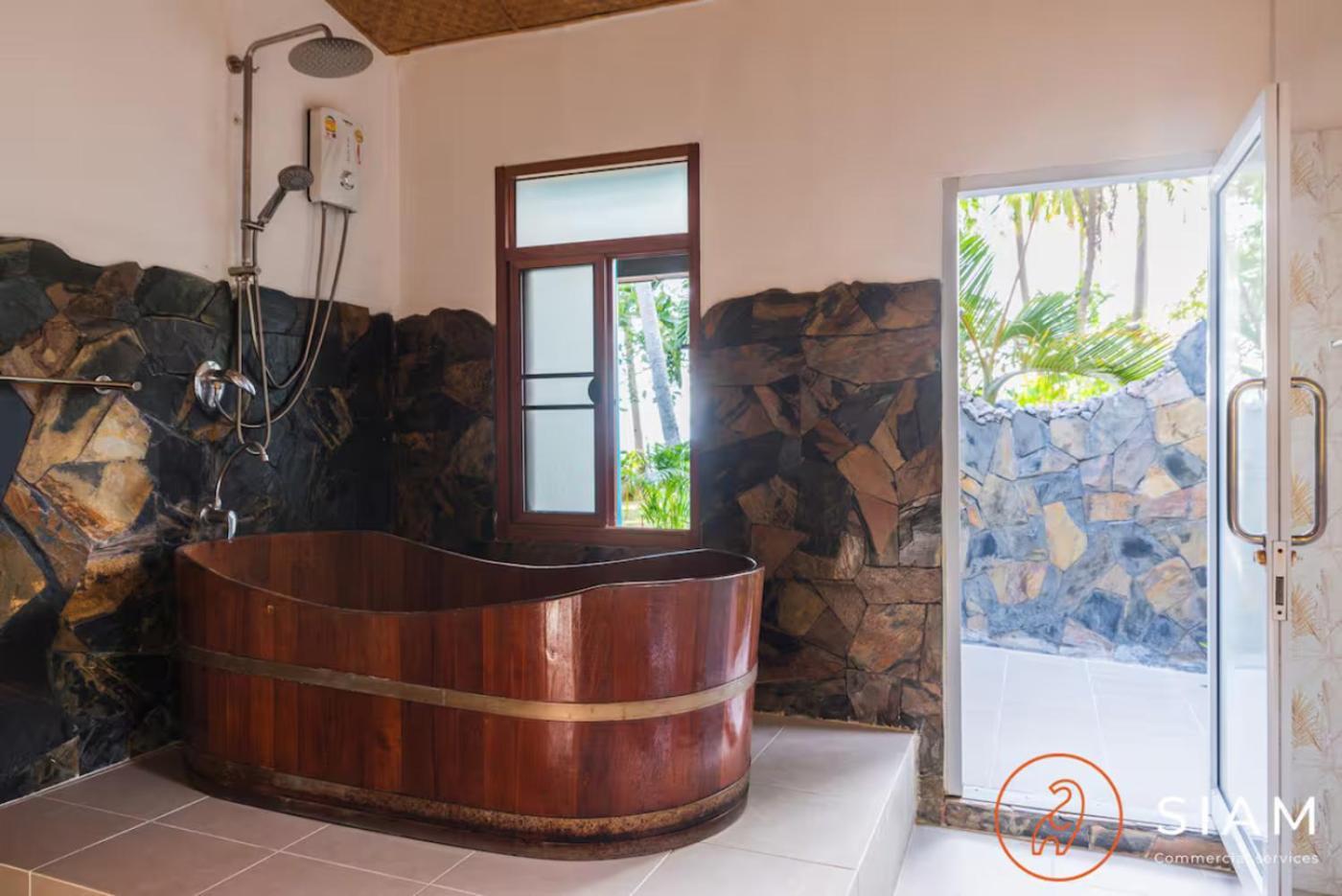 The Wooden Beach House 3Br - Sunset Beach Garden Taling Ngam Beach Buitenkant foto