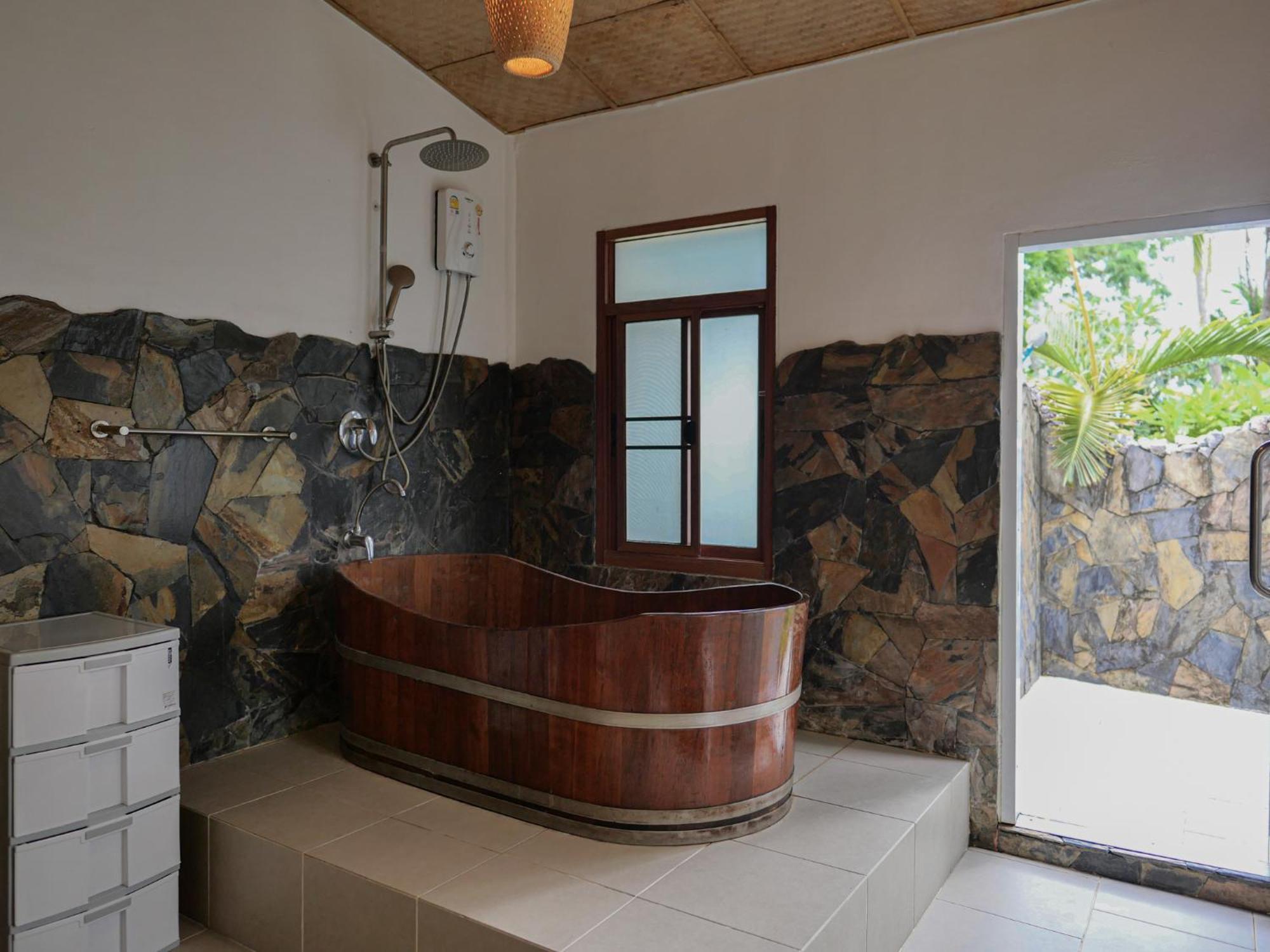 The Wooden Beach House 3Br - Sunset Beach Garden Taling Ngam Beach Buitenkant foto